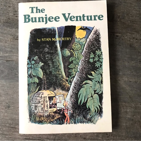 🍁 5 for $20 Vintage Scholastic Paperback, The Bungee Venture - Picture 1 of 6
